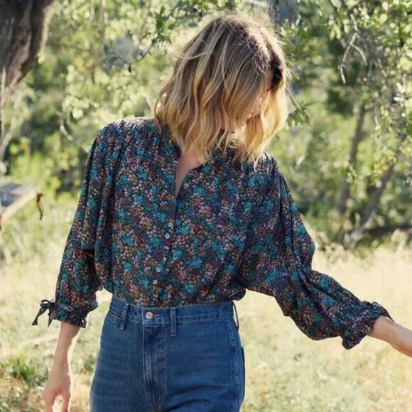 💕DOEN💕 The Rose Top ~ Navy Lady Bird Floral Print Small - Picture 4 of 16